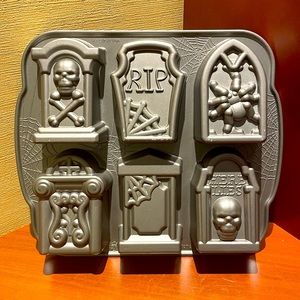 NordicWare Tombstone Cakelets Pan